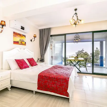 Spring- Hill Kalkan فيلة كاس